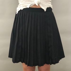Pleated skirt